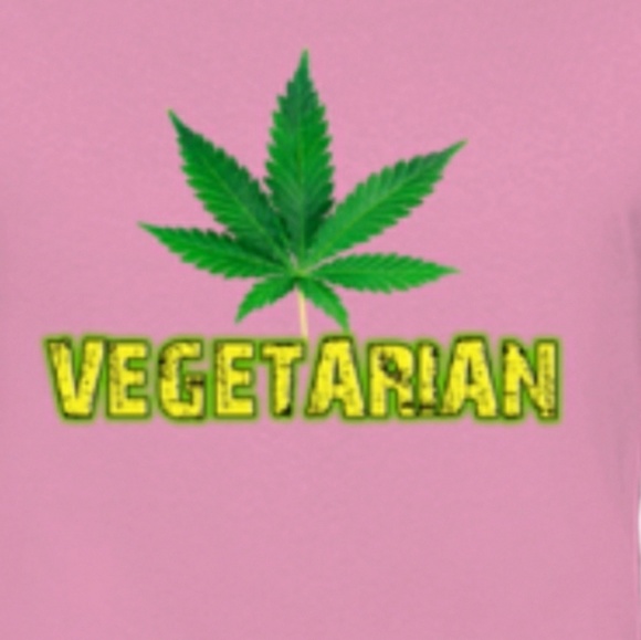 "VEGETARIAN" BRAND NEW UNISEX TEE. - Picture 4 of 4